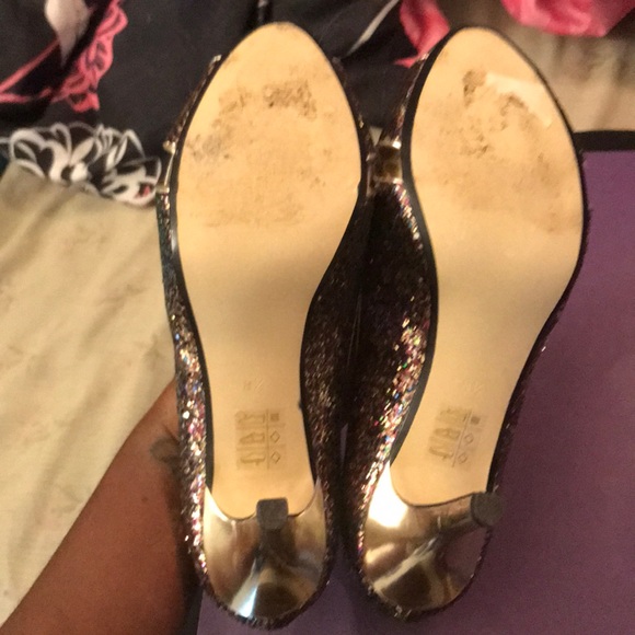 Proxy Heels - Picture 5 of 6